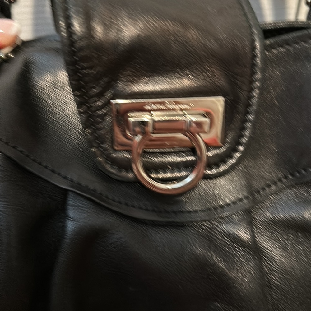 Salvatore Ferragamo GORGEOUS Top handle bag - Picture 3 of 11